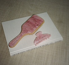 Load image into Gallery viewer, Emi Jay Bamboo Paddle Brush | Pink Sugar