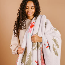 Load image into Gallery viewer, Aprés Ski Cozy Dreams Luxe Blanket
