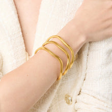 Load image into Gallery viewer, Julie Vos Gold Wave Bangle | Medium