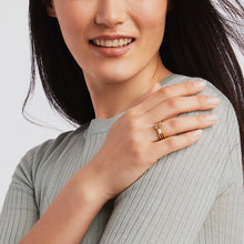 Load image into Gallery viewer, Julie Vos Gold Windsor Trio Ring