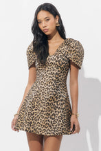 Load image into Gallery viewer, Adelyn Rae Zariah Leopard Gathered Sleeve Mini Dress