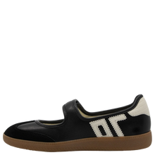 Load image into Gallery viewer, Back 70 Aya in Black Milk Sneakers