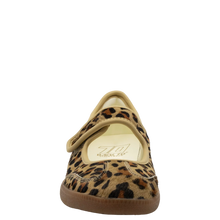 Load image into Gallery viewer, Back 70 Aya in Leopard Milk Sneakers