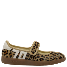Load image into Gallery viewer, Back 70 Aya in Leopard Milk Sneakers