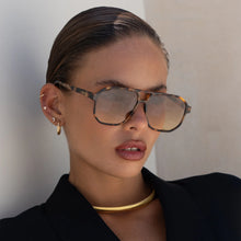 Load image into Gallery viewer, FREYRS Billie Sunglasses | Tortoise/Brown