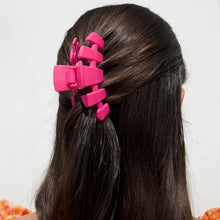 Load image into Gallery viewer, Teleties Classic Tropical Punch Medium Claw Clip