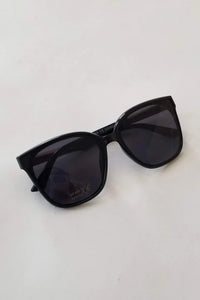 Katie Loxton Savannah Sunglasses | Black