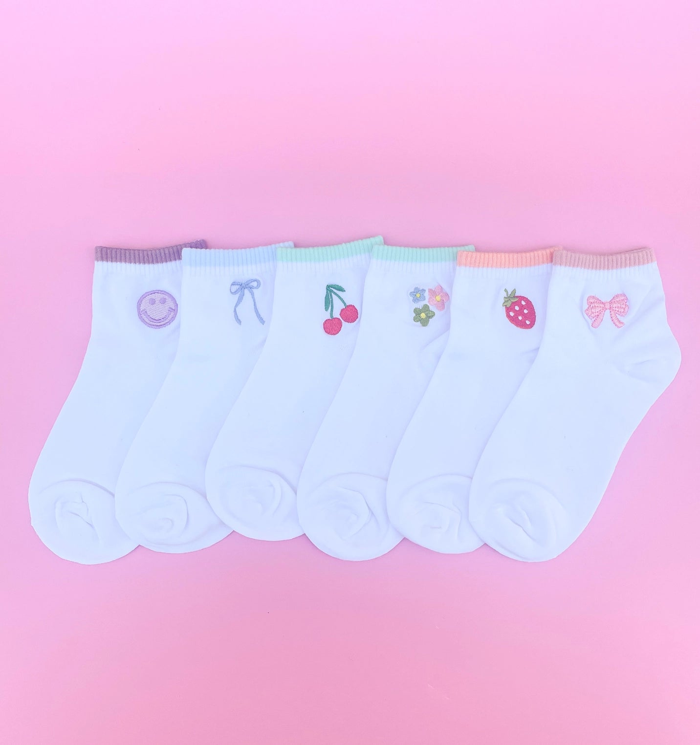 Women's Embroidered Ankle Socks | Pink Bow