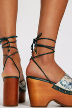 Load image into Gallery viewer, Free People Front Row Wrap Print Clog in Dragonfly Bandana