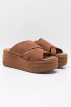 Load image into Gallery viewer, Free People Wanderbay Flatform | Latte