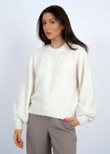 Load image into Gallery viewer, Rhiana Long Sleeve Crew Neck Pull-Over